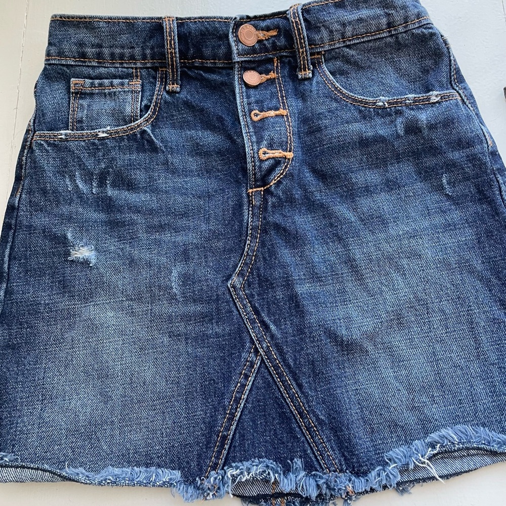 Old Navy Girls jeans skirt size 10/12